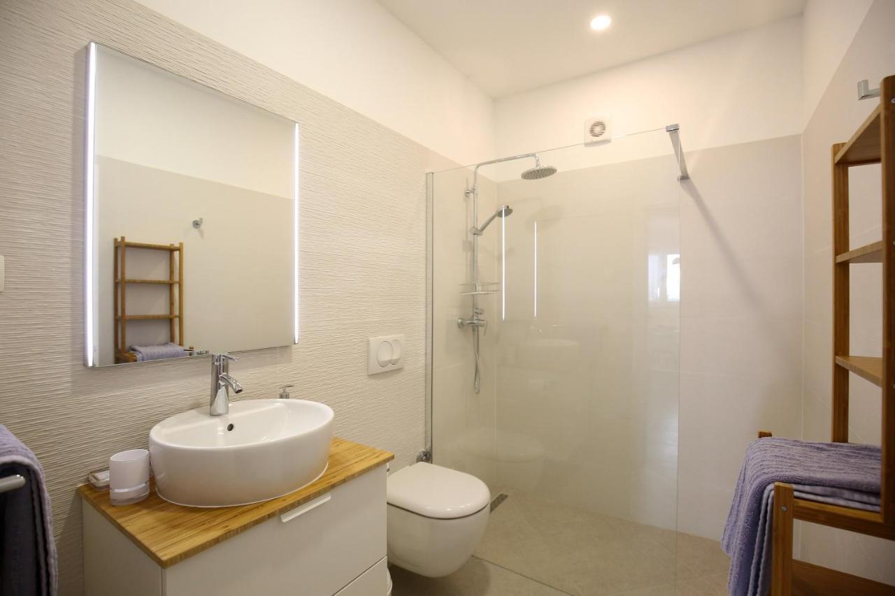Apartments Ines Murter Exterior photo